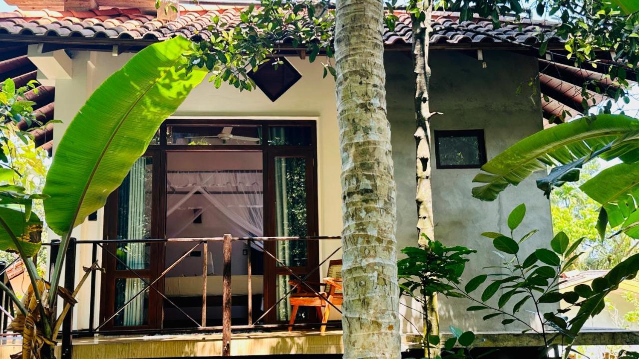 Dosemo Cabana Induruwa Esterno foto